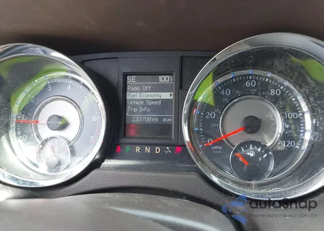 2014 Chrysler Town & Country Touring из США, поврежденный, VIN 2C4RC1BG5ER216552